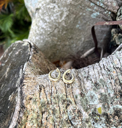 14k Gold Crescent Earrings - Contessa Fine Jewelry