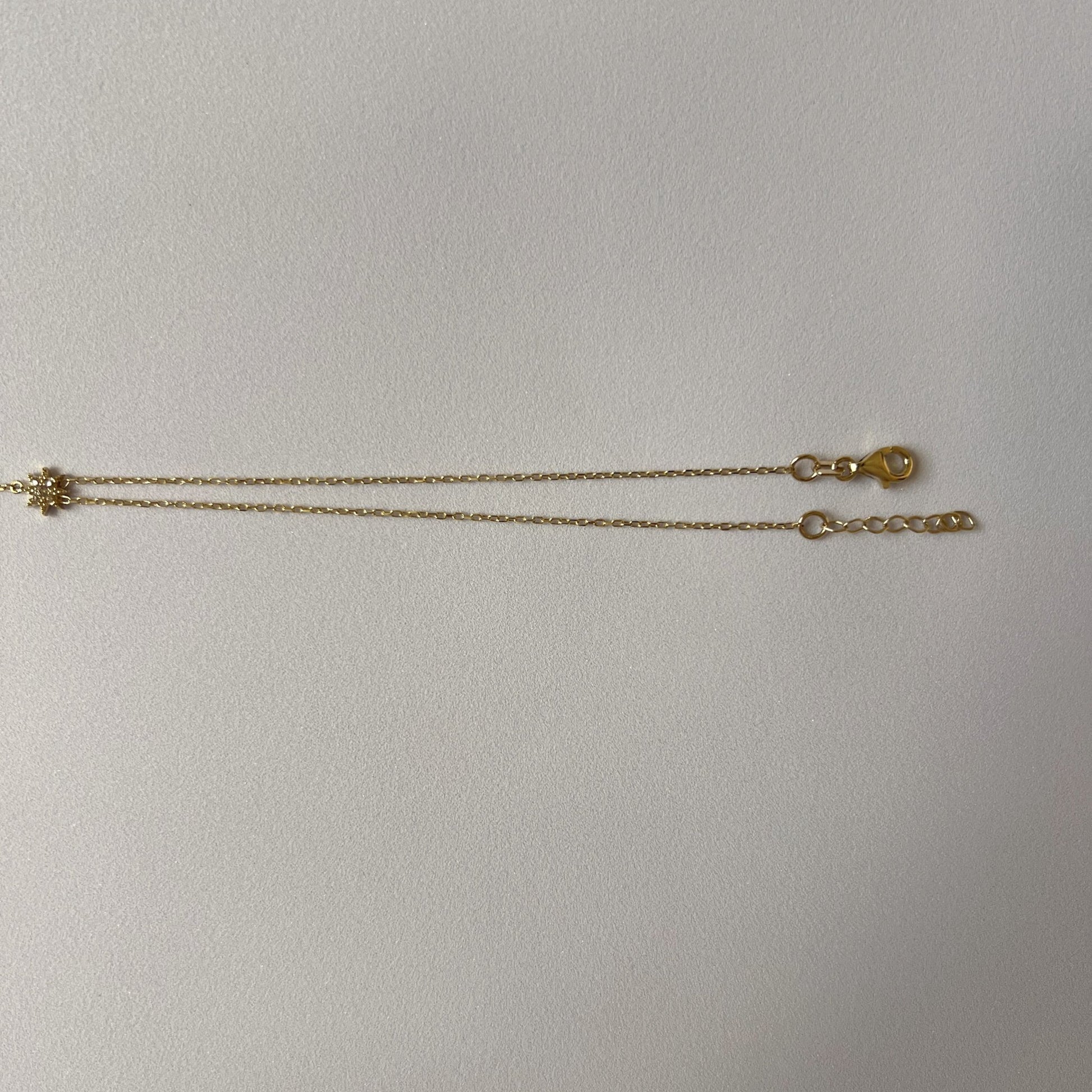 14k Gold Star Handchain - Contessa Fine Jewelry